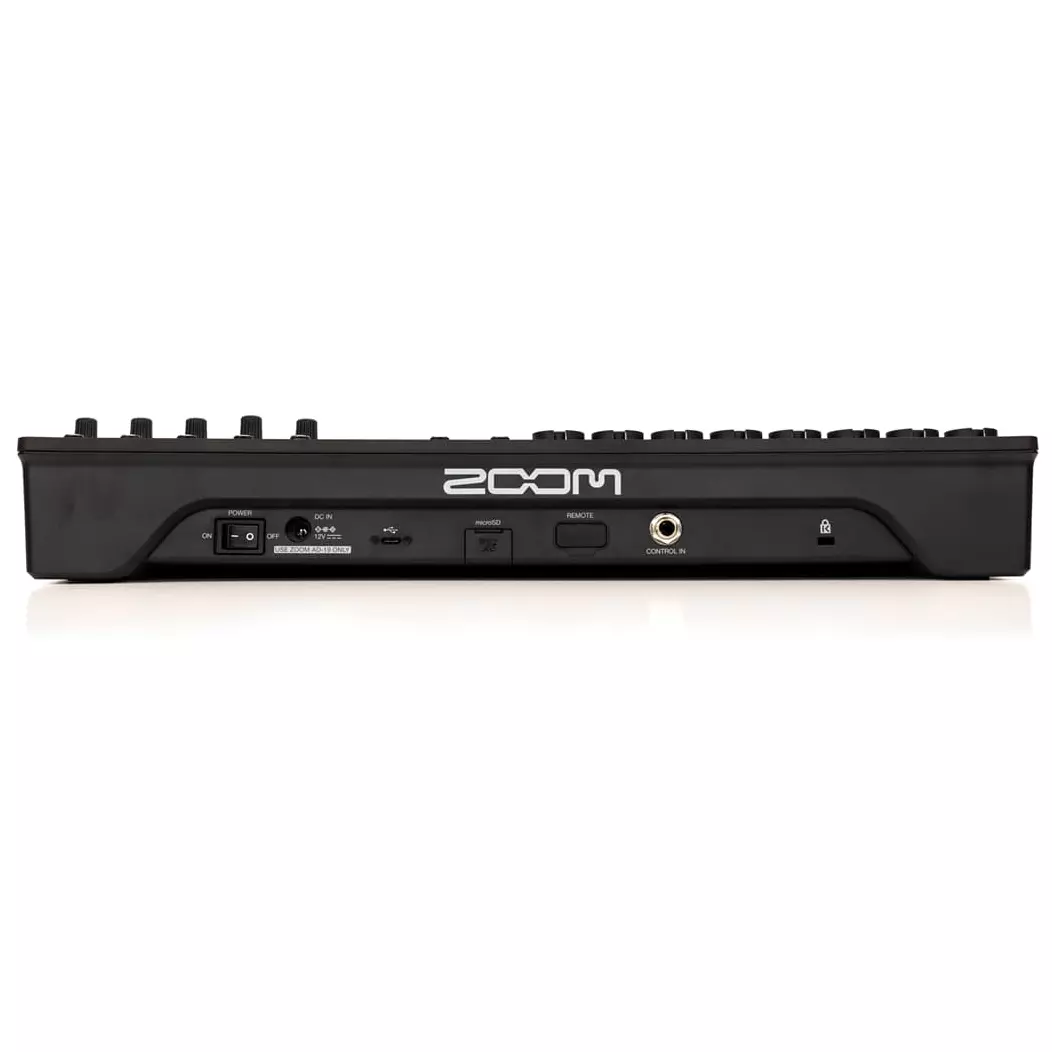Zoom LiveTrak L12next 2